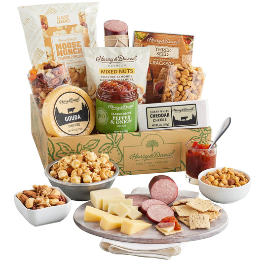 Gourmet Snack Gift Box – Cheese & Trail Mix