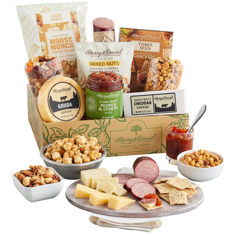 Gourmet Snack Gift Box – Cheese & Trail Mix